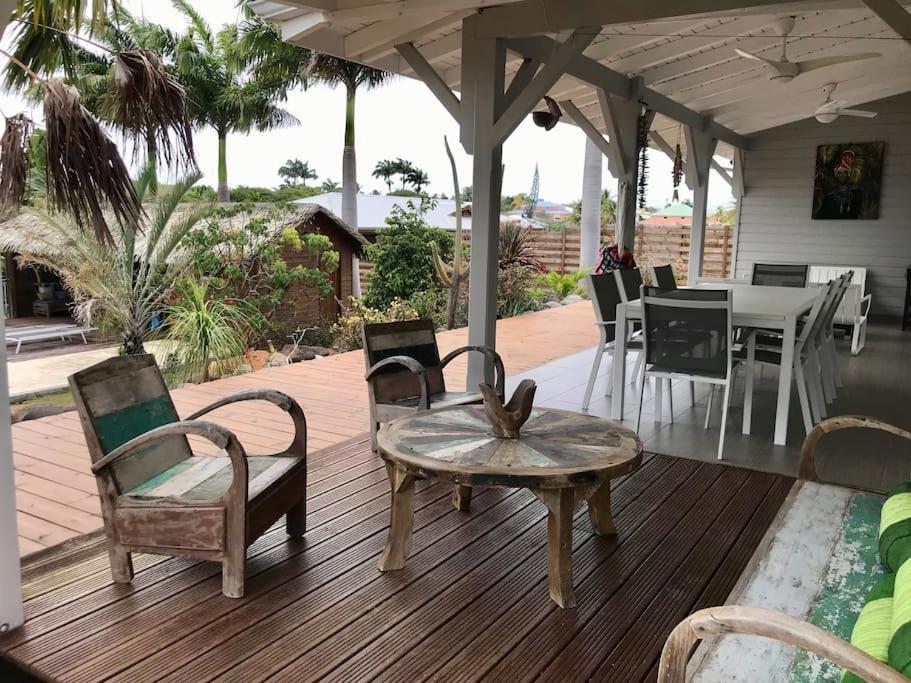 Villa Tikitanga Avec Piscine 10X5M A 650M De La Mer Saint-Francois  Exterior foto